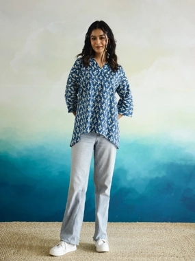 Sanskrutihomes All-Over Floral Print V-Neck Cotton Top
