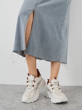 Styli Contrast Detail Chunky Sole Lace Up Sneakers