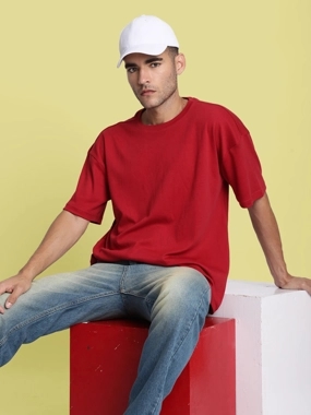 Bene Kleed Men Red Oversized Crew Neck T-Shirt