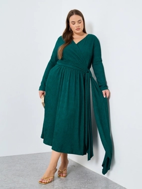Styli Plus Size Textured Wrap Midi Dress