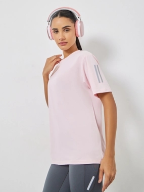 Styli Active Textured Dual Reflective Striped Top