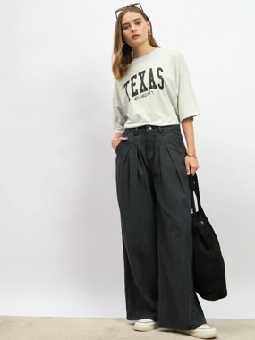 Styli Graphic Print Dropped Shoulder Oversized T-Shirt