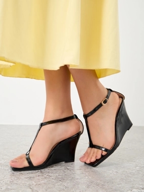 Styli Solid T-Strap Wedge Heel Sandals