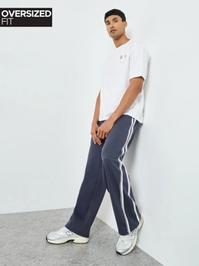 Styli Men Navy Side Taping Striped Oversized Joggers