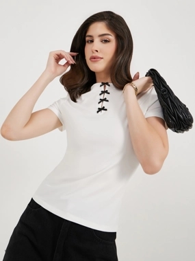 Styli Round Neck Bow Detail Fitted T-Shirt