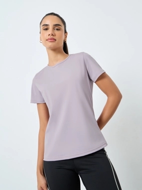 Styli Active Back Teardrop Peep Textured Top