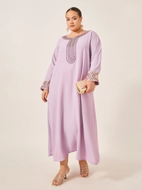 Styli Plus Size Embroidered Round Neck Jalabiya