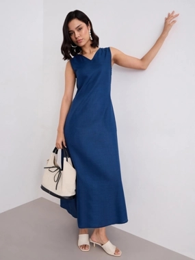 Styli Red Solid Sleeveless A-Line Maxi Dress