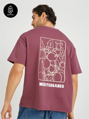 Styli Men Holiday Graphic Puff Print Oversized T-Shirt