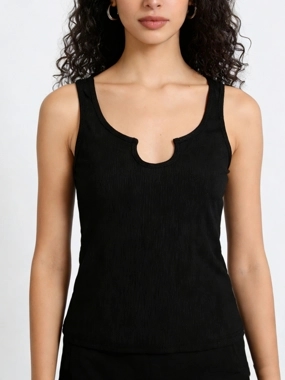 Take Two Black Solid Notch Neck Tank Top