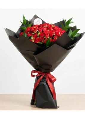 Midnight Ruby Bouquet