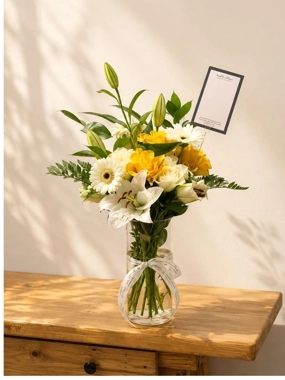 Bright Petal Vase 001 "Natural"