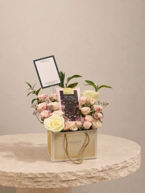 Garden chocolate bar with natural roses P1.