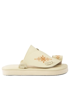 Oriental shoe with memory foam orthopedic insole