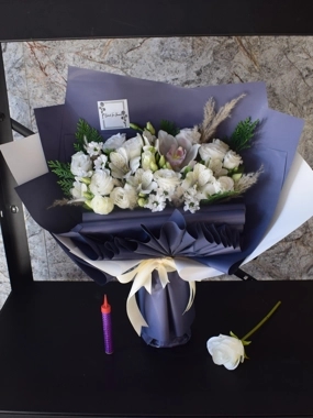 bouquet of roses for newborns