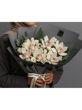 Luxury flowers bouquet