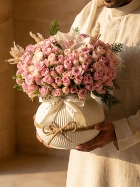 Vase natural flowers