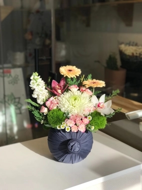 Vase flowers