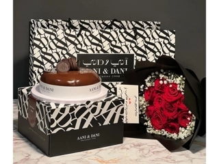 Classic Rose Bouquet & Ani & Dani Cake