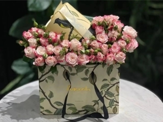 Luxury Arrangement & Anoush Chocolate