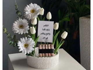 Elegant White Rose Vase Arrangement