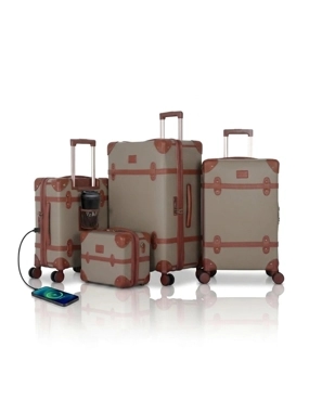 Luxury classic leather-covered travel bag set – 4 pieces – with USB and Type-C input – plus 3 transparent protective covers
