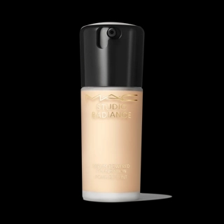 MAC Studio Radiance Powered Foundation NC17 30ml